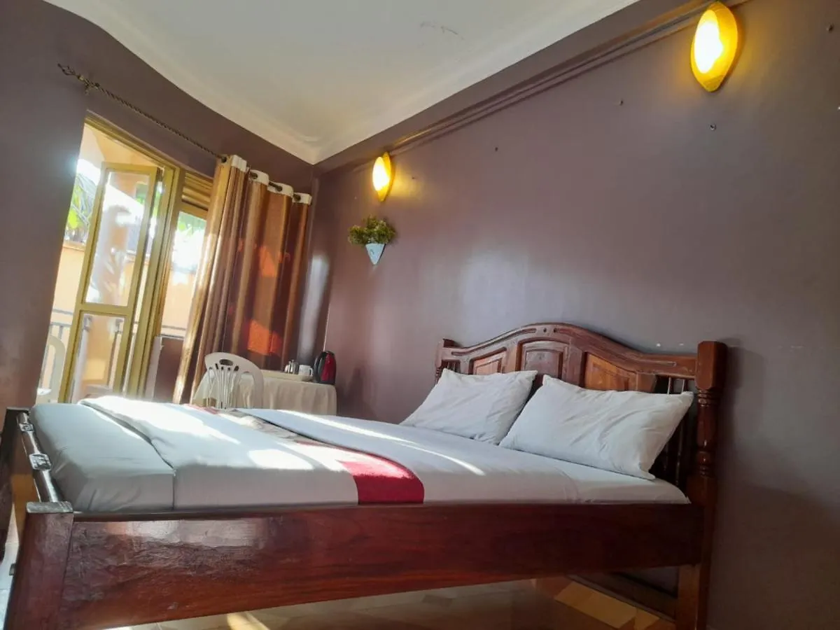 Twin Tower Gardens Hotel 坎帕拉